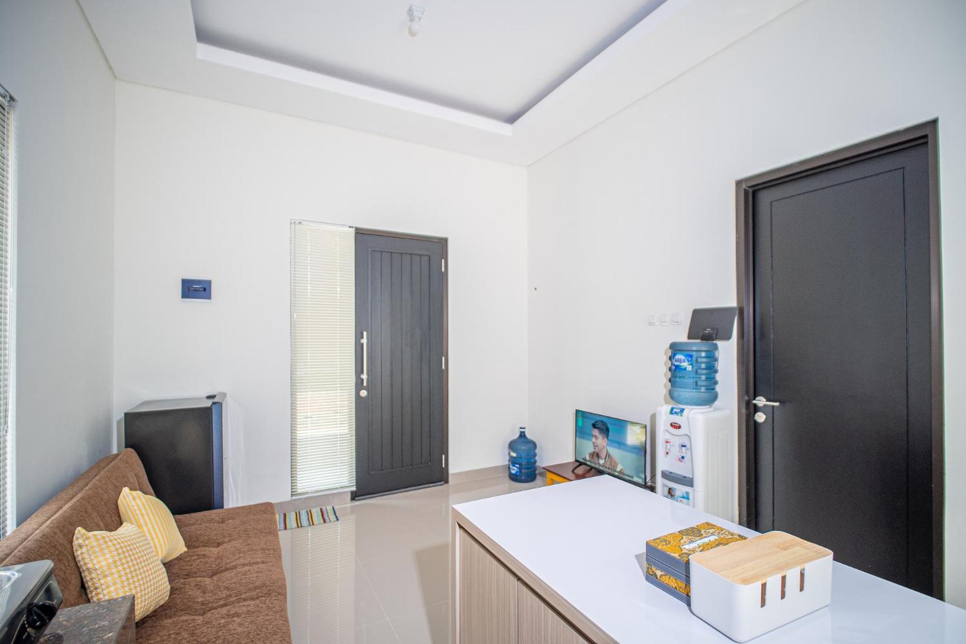 Gondowulung Banguntapan Permai B7 Homestay Jogja מראה חיצוני תמונה
